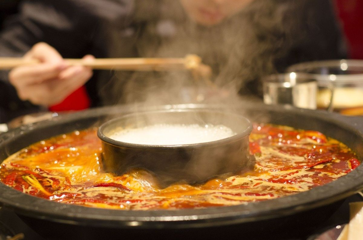 ▲在寒冷的冬天，麻辣火鍋成為不少台灣人必吃的美食之一。（示意圖／翻攝pixabay）
