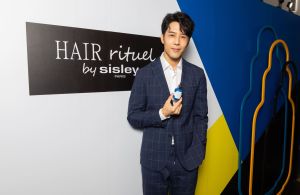 ▲胡宇威恭喜陳庭妮入圍金馬獎。（圖／Hair Rituel by Sisley）
