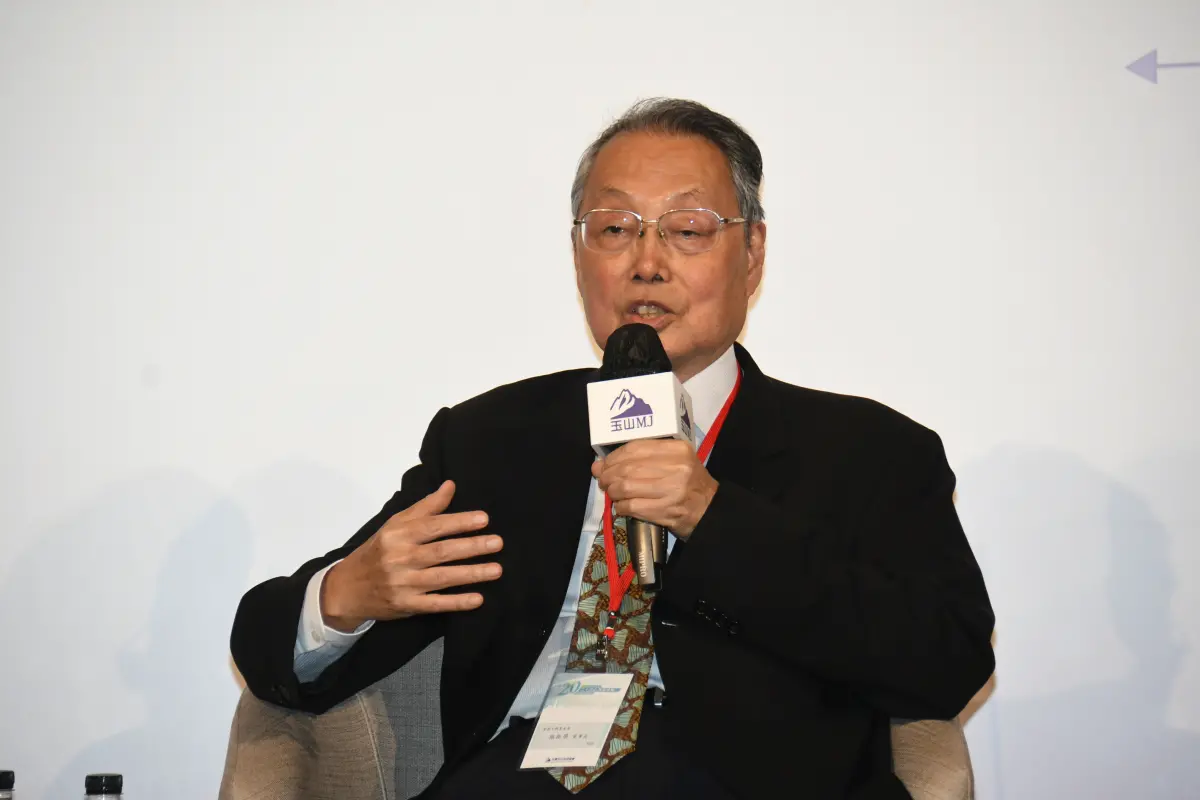 ▲宏碁集團創辦人施振榮今（18）日表示，台灣供應鏈與人才應掌握機會，讓台灣從能源輸入國轉型成為新能源技術的輸出大國，有效整合零碳排科技為全世界做出更大的貢獻。（圖／NOWnews資料照片）