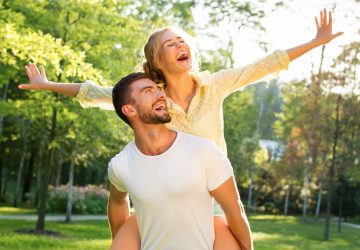 今日歷史／8月14日綠色情人節、空軍節一次過！由來、慶祝方式曝
