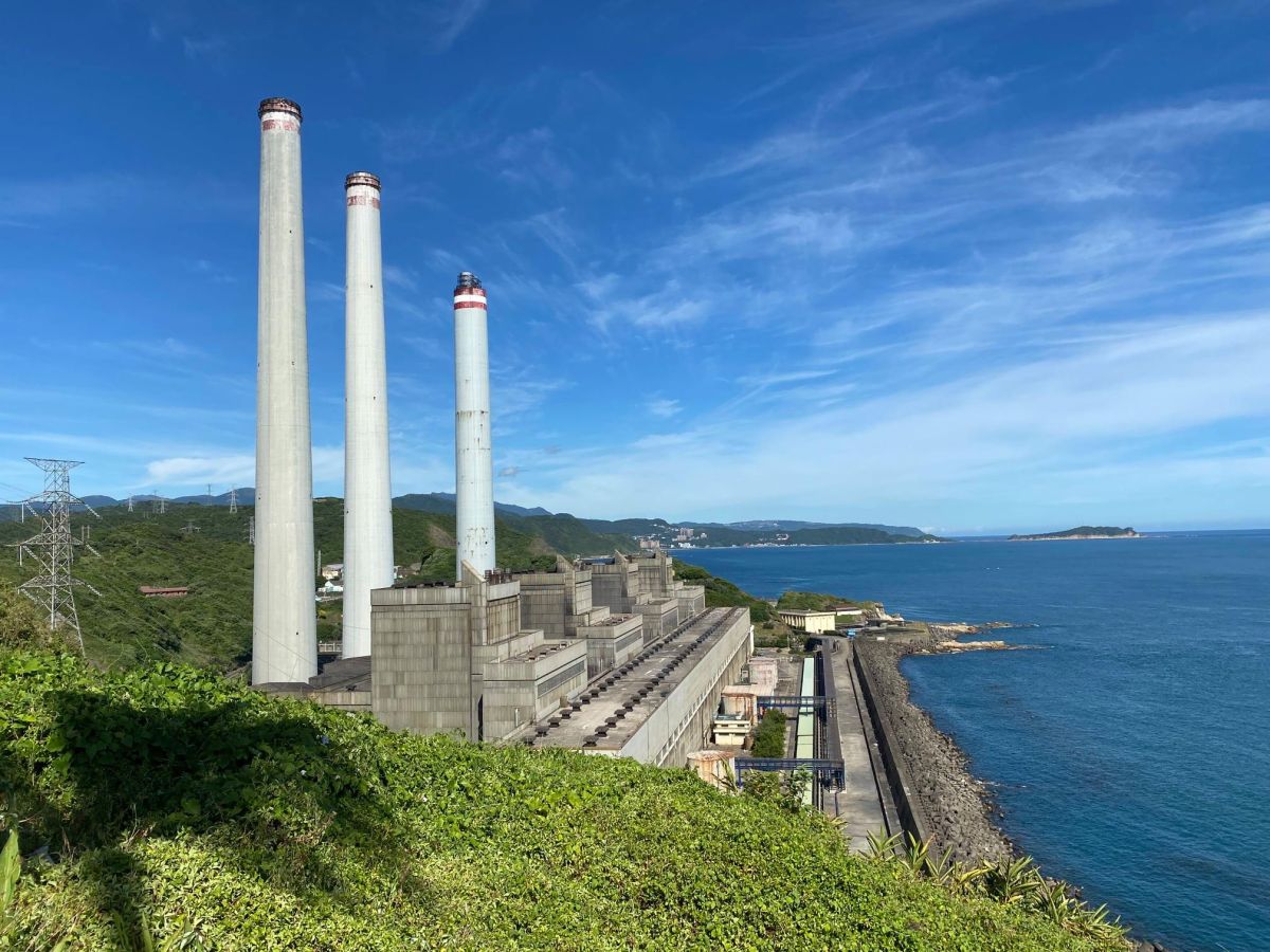 ▲協和電廠改建環評會，環委建議減少填海面積，評估設置在其他地區的可行性，決議補充修正後再審。（示意圖／翻攝自蔡適應臉書）