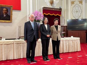 張忠謀出席APEC經濟領袖會議　宣揚台灣理念
