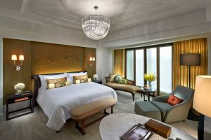 ▲台北文華東方酒店於11月1日起推出線上旅展，「豪華客房含雙人早餐平日入住只要8500元」。（圖／業者提供）