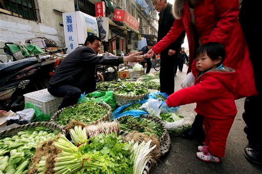 洪災乾旱衝擊中國農業供應鏈！糧食、蔬果、豬隻慘受波及
