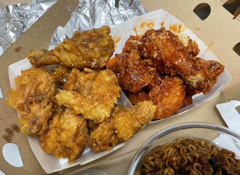 ▲韓式炸雞曾掀起熱潮，起家雞、橋村炸雞、本村炸雞、BHC炸雞等知名品牌都進駐台灣。有網友好奇「為什麼韓式炸雞在台灣始終紅不起來？」老饕歸納「價格太貴、口感濕黏」2關鍵原因獲共鳴「拚不過鹽酥雞」。（圖／NOWnews資料照）