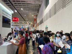 獨/台北旅展神秘客豪刷3百萬搶餐券 列印5分鐘停不了