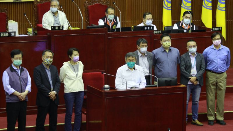 ▲台北市長柯文哲傳出屬意社會局長周榆修(右二)擔任總統競選辦公室主任。(資料照/記者丁上程攝)