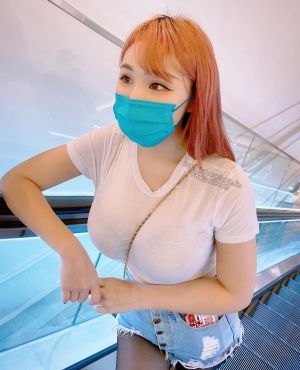 ▲泥泥學姐一舉一動備受關注。(圖/泥泥學姐IG) ▲泥泥學姐一舉一動備受關注。(圖/泥泥學姐IG)