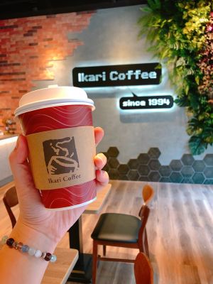 ▲怡客為國家級邊緣人推出美式咖啡買1送1的專屬優惠。（圖／翻攝自怡客咖啡 Ikari coffee FB）