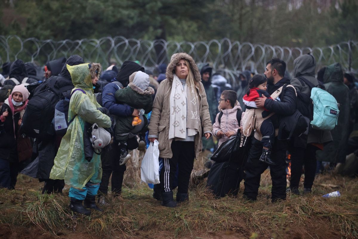 ▲白俄境內數以百計的移民正前往波蘭邊界，俄羅斯今天在聯合國安全理事會與西方成員國為此事針鋒相對。（圖／美聯社／達志影像）