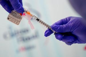 歐洲疫情再起　歐盟藥管局：須縮小疫苗接種差距
