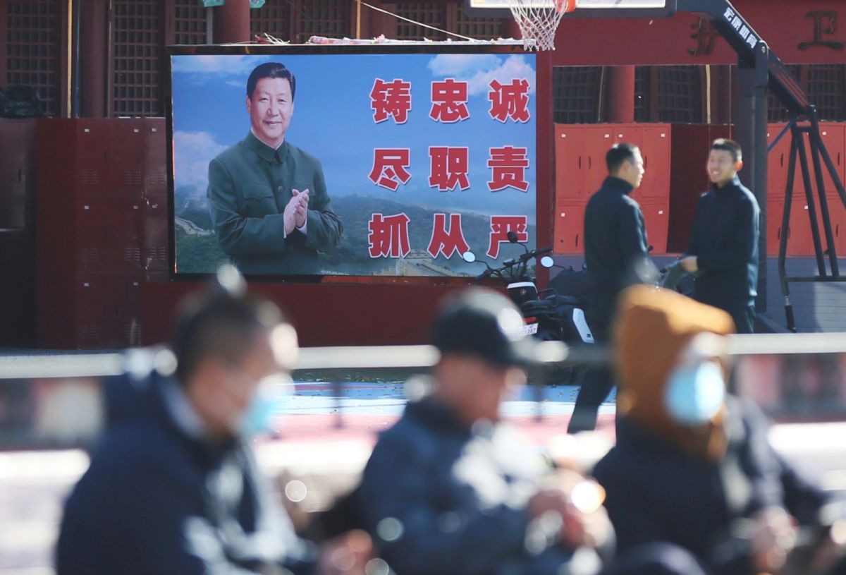 ▲中共中央政治局審議「國家安全戰略（2021－2025年）」，強調把政治安全放在首要位置。北京街頭。（圖／美聯社／達志影像）