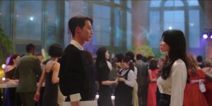 ▲宋慧喬(右)跟張基龍結尾互道真實身分。(圖/friDay影音) ▲宋慧喬(右)跟張基龍結尾互道真實身分。(圖/friDay影音)