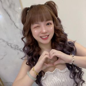花媽 ▲「花媽」曾創下4小時1,200萬的銷售業績。(圖/翻攝花媽臉書)