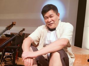 ▲澎恰恰獲關公贈與3顆夜明珠,因疫情遲未進行拍賣。(圖/翻攝澎恰恰臉書) ▲澎恰恰獲關公贈與3顆夜明珠,因疫情遲未進行拍賣。(圖/翻攝澎恰恰臉書)