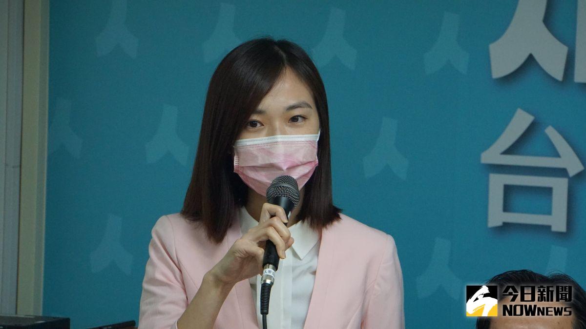▲針對名嘴質疑公投立場一直變,民眾黨發言人楊寶楨表示,民眾黨「兩好兩壞」的公投立場不變。(圖/記者呂炯昌攝)