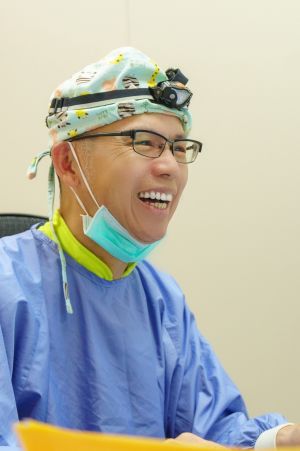 ▲員榮醫院員生院區醫師鄭文昌指出,現在的民眾很幸運,能夠透過立攝適諾沛的天然營養配方快速補充體力,從多種天然食材喝進最好的精華。(圖/資料照片)