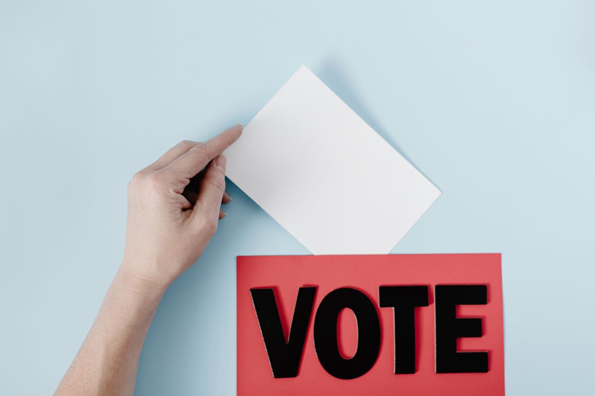 ▲中選會表示，公投當天仍可宣傳或提民調，不同於《選罷法》規定。（圖／取自Pexels）