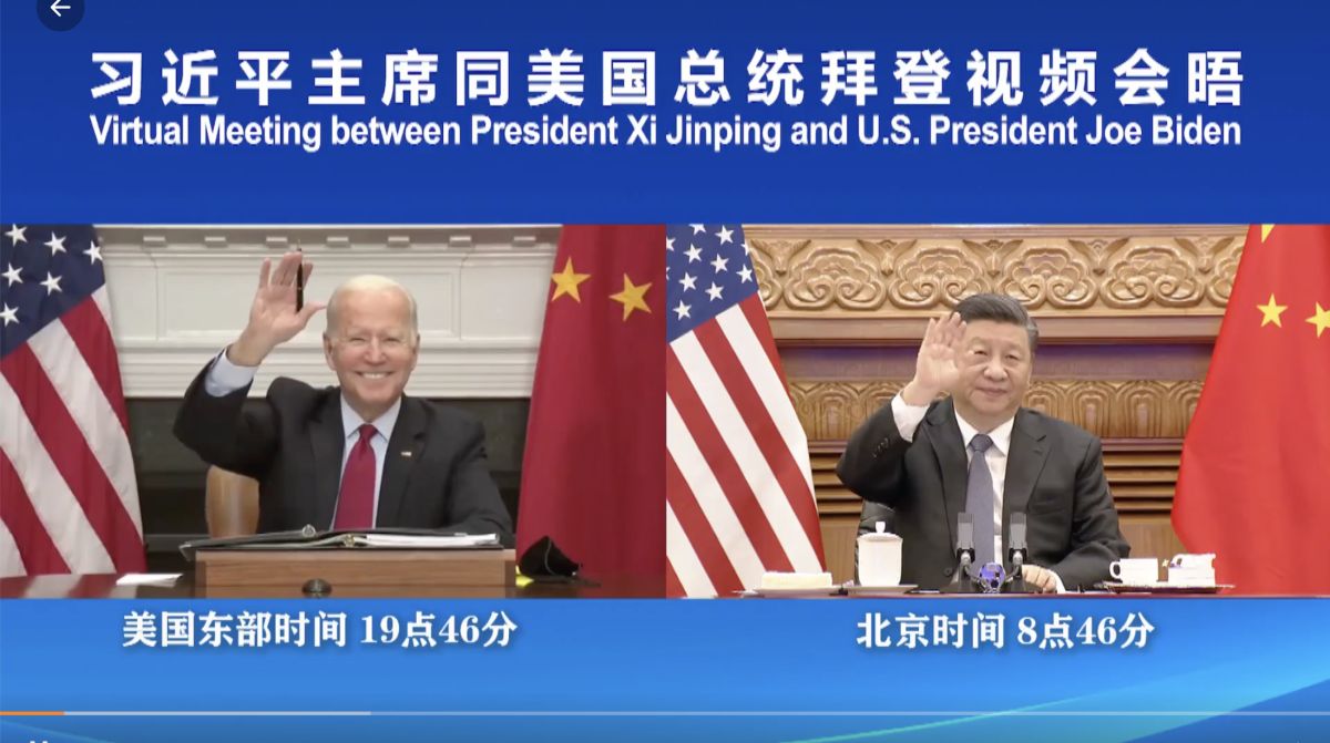 ▲美國總統拜登與中國國家主席習近平16日進行首次視訊峰會。(圖/擷取自《央視》影片)