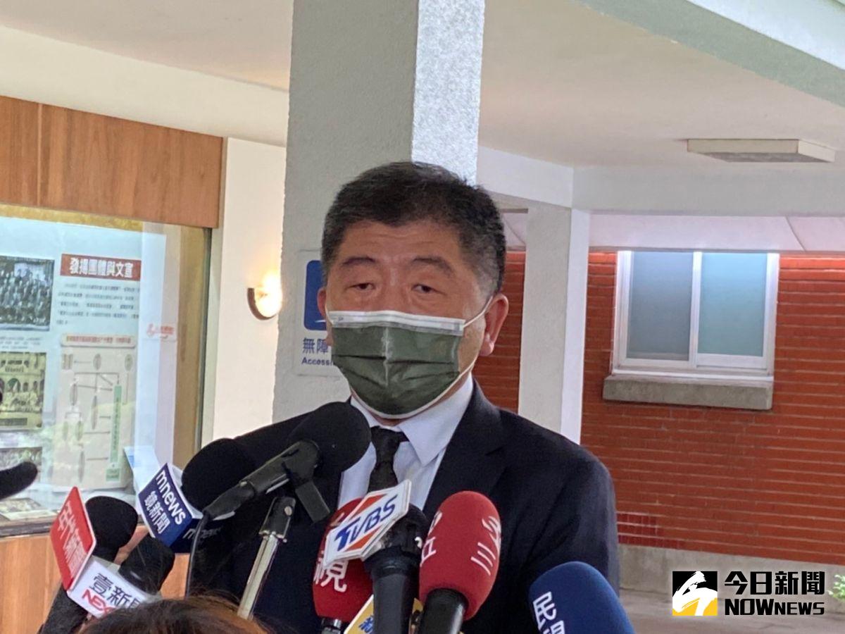 ▲對於先前稱「要不然要怎樣?」惹議,陳時中今(22)日認「講得不好」。(圖/記者呂炯昌攝,2021.11.16)