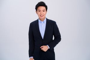 命理專家湯鎮瑋老師,在《2022福虎生風開運農民曆》中指出全年度整體運勢前三名。(圖/《人類智庫》授權提供) ▲命理專家湯鎮瑋老師,在《2022福虎生風開運農民曆》中指出全年度整體運勢前三名。(圖/《人類智庫》授權提供)