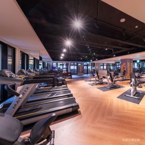 ▲森業永春基地面積1100坪左右,公設比三成左右,健身房和SPA一應俱全。(圖/品牌提供)