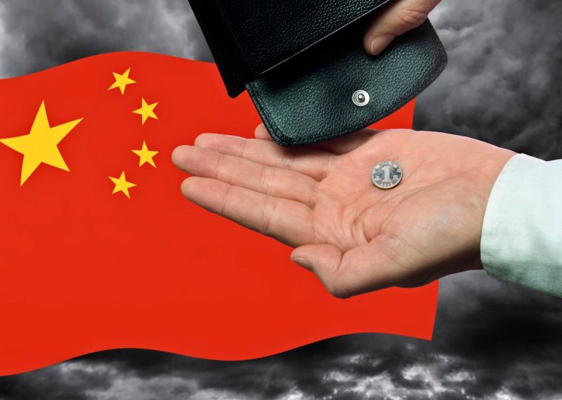 ▲穆迪（Moody's）5日宣布將中國信用評等展望調降至負面，英媒報導稱該公司已事先建議在中國員工在家上班。（圖／美聯社／達志影像）
