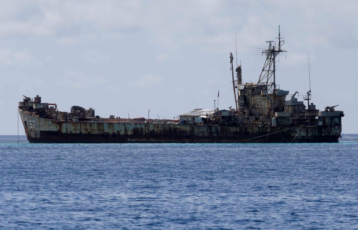 中國海警水砲襲菲船　資深記者：迫菲律賓選邊站