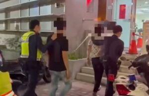 三重驚傳襲擊案!前男友當街堵人 夫妻慘遭榔頭攻擊濺血