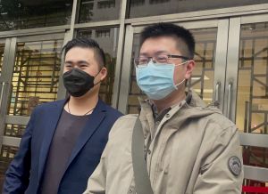 ▲新黨青年軍王炳忠、林明正22日至高院出庭。（圖／潘千詩攝影,2021.11.22）