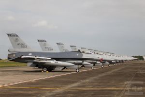 ▲11602F-16V戰機成軍典禮後，許多評論指出台灣空軍是操作F-16V最多的國家，這很可能只有暫時性的意義。（圖／軍事新聞通訊社提供）