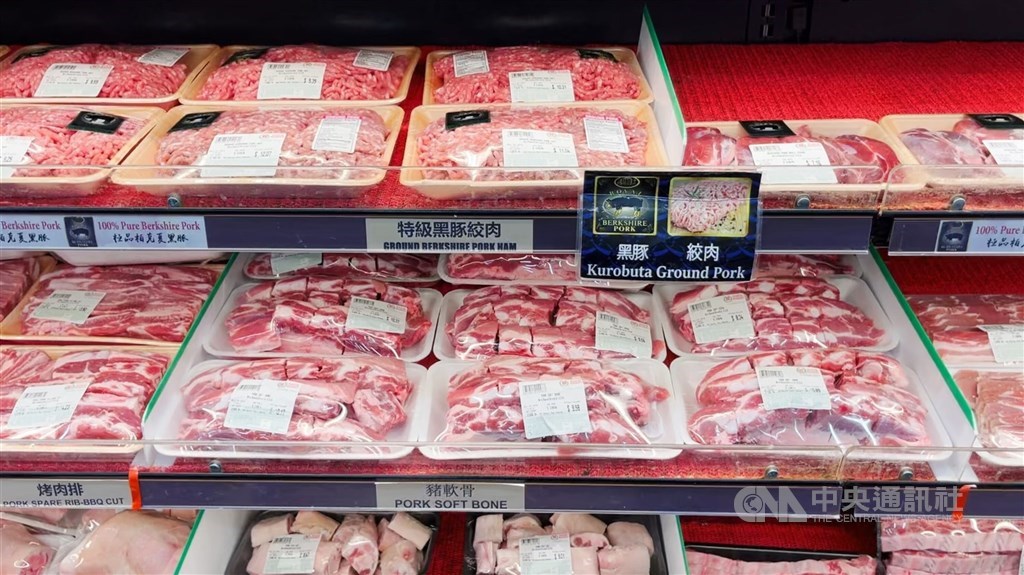 ▲今年1至11月進口與國產牛豬肉品監測及抽樣結果出爐，檢出1批萊劑超標美國牛肉，美國豬肉合格率100%。（圖／中央社）