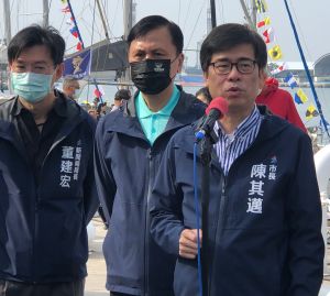 ▲高雄市長陳其邁(右)致詞。(圖/記者黃守作攝,2021.11.27) ▲高雄市長陳其邁(右)致詞。(圖/記者黃守作攝,2021.11.27)