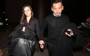 ▲「洗米華」周焯華（右）和情婦Mandy Lieu的婚外情轟動香港。（圖／翻攝網易娛樂）
