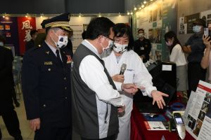 鄭文燦力挺 桃警成立鑑識實驗室 ▲在桃園市長鄭文燦的全力支持下,桃園市政府警察局成立「DNA暨化學鑑識實驗室」。(圖/桃園市警局提供)