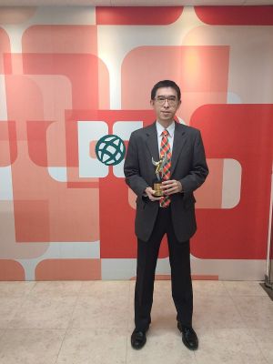 報導 ▲除了宣導運動的重要性、鼓勵員工參與之外,企業主管的表率以及公司所規劃的福利也相當重要。對此張世宗便以身作則,主動參與內部各項活動,業餘也從事健行、跑步等鍛鍊。(圖/品牌提供)
