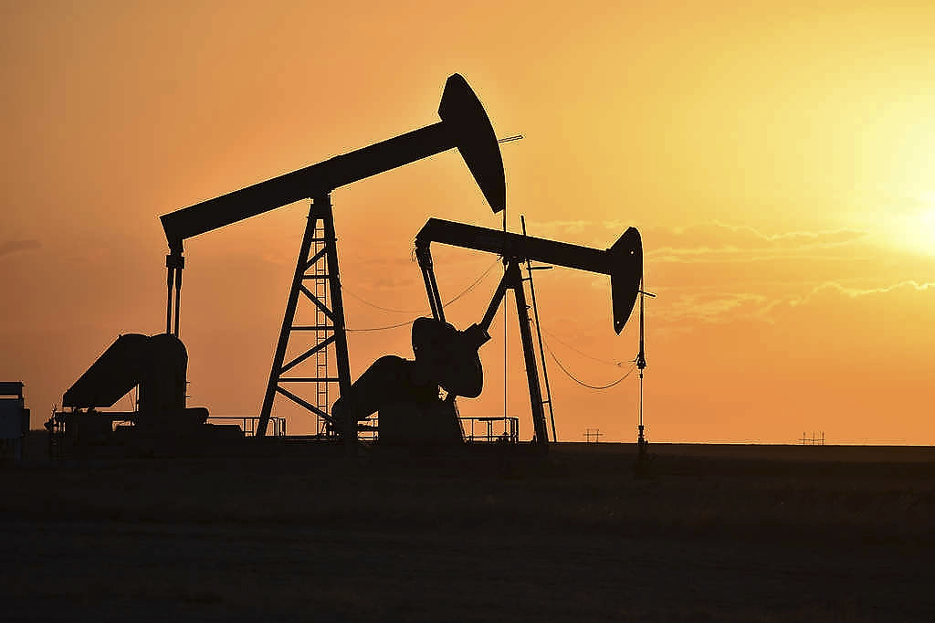 俄烏開戰！國際原油價格飆漲破105美元　2014年來首見

