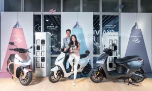 ▲Ionex S6是一台以全能座駕作為開發理念,搭配12吋輪圈,降低車身座高至750mm,登坐更方便,重心降低,騎乘更安心;更配置6.5kW動力馬達、2顆Ionex大電池,擁有155公里續航力。(圖/KYMCO提供) ▲Ionex S6是一台以全能座駕作為開發理念,搭配12吋輪圈,降低車身座高至750mm,登坐更方便,重心降低,騎乘更安心;更配置6.5kW動力馬達、2顆Ionex大電池,擁有155公里續航力。(圖/KYMCO提供)
