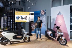 ▲最新上市的Ionex S6不僅可獲得6,600元,本月購車再加碼送Ionex安全帽、Ionex手機架、S系列後扶手靠墊,「超級享」好禮價值超過5千元,絕對是今年最佳入手時機。(圖/KYMCO提供) ▲最新上市的Ionex S6不僅可獲得6,600元,本月購車再加碼送Ionex安全帽、Ionex手機架、S系列後扶手靠墊,「超級享」好禮價值超過5千元,絕對是今年最佳入手時機。(圖/KYMCO提供)