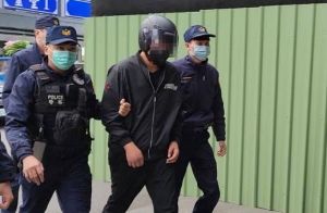 殺妻藏屍塑膠桶！家屬帶幼女求情　狠夫無期徒刑減成12年
