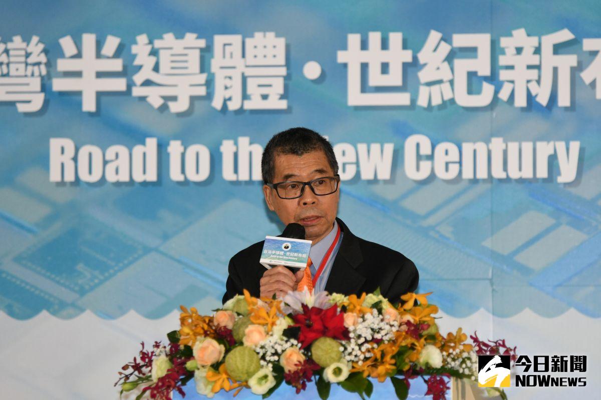 ▲聯發科董座蔡明介認為，AI可以幫忙寫履歷、編寫程式等，但寫作能夠訓練清楚地理解和表達情感，並從中獲得啟示，這些人工智慧無法取代。（圖／NOWnews資料照片）