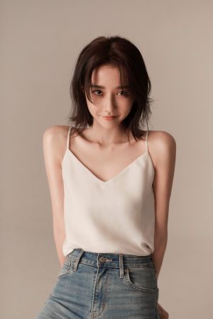 邵雨薇 ▲邵雨薇在新書揭開邁入30歲時的心境。(圖/重版文化提供)