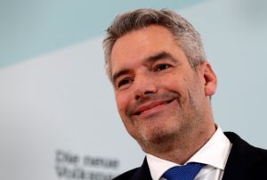 奧地利執政黨提名內政部長內哈默　接任新總理
