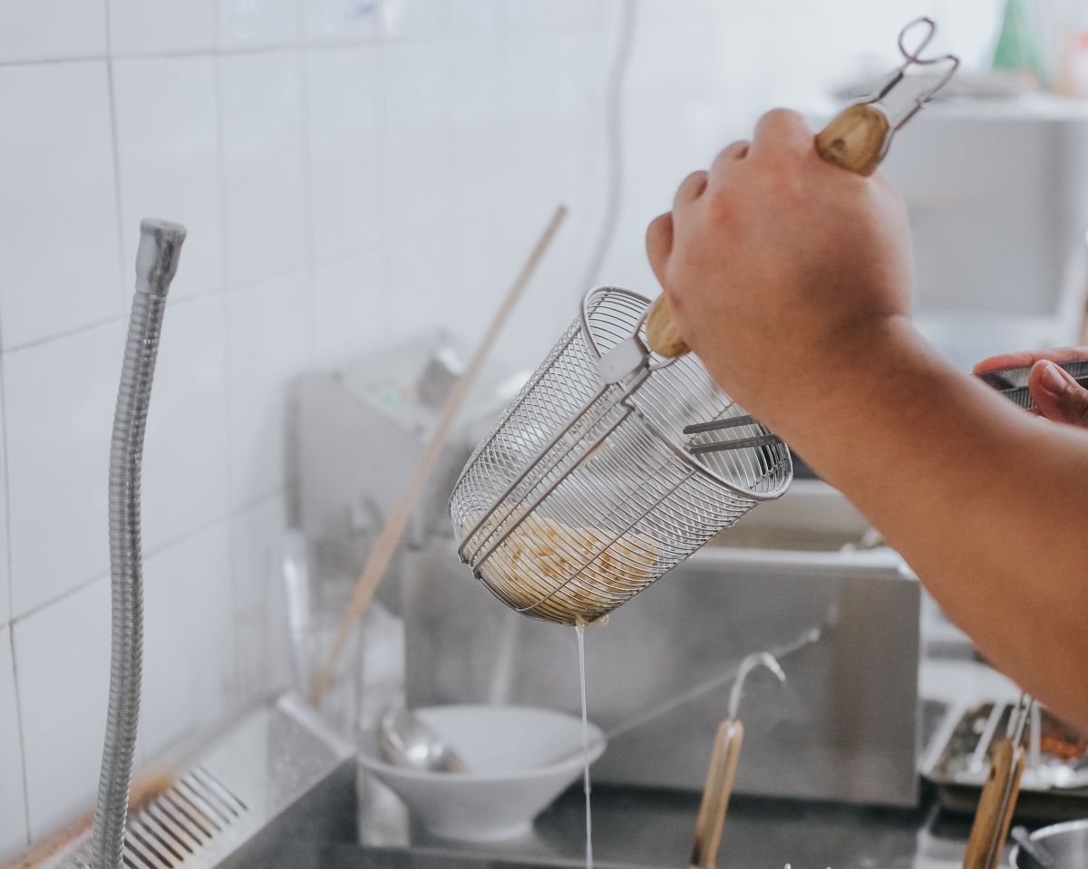 ▲壽司、拉麵等等日式美食，都在台灣相當受到歡迎。但就有網友觀察到「日式烏龍麵的關注度」相對低很多。（示意圖／取自unsplash）