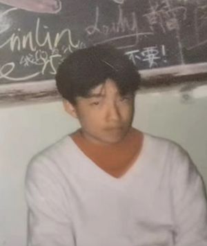汪小菲 ▲汪小菲PO出舊照,指女兒跟自己當初長得一模一樣。(圖/翻攝汪小菲微博)