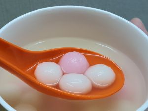 趁著冬至這一天吃湯圓,可以讓接下來過得圓滿如意。(示意圖/取自Shutterstock) ▲趁著冬至這一天吃湯圓,可以讓接下來過得圓滿如意。(示意圖/取自Shutterstock)