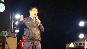 ▲台南市長黃偉哲高呼「一定要4個不同意，台灣才能走出去」。（圖／記者鄭婷襄攝，2021.12.11）