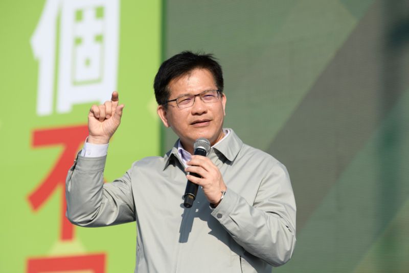 ▲民進黨高雄市第3選區立委劉世芳退選後，民進黨提名策略小組今天決議，此區採徵召方式。另外，與會人士說，壯闊台灣聯盟理事長吳怡農不參選台北市第3選區，提名小組成員林佳龍建議把僑委會副委員長阮昭雄放入考量。（圖／民進黨提供）