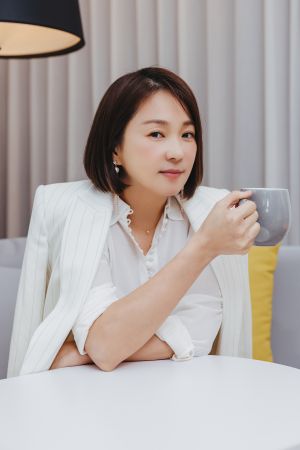 ▲六月睽違近5年,終於重出江湖拍新戲。(圖/我是凱文工作室提供) ▲六月睽違近5年,終於重出江湖拍新戲。(圖/我是凱文工作室提供)