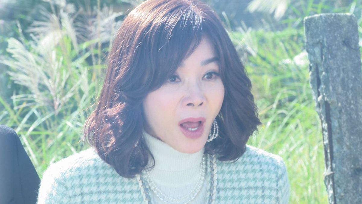 陳美鳳露出「絕對領域」 上萬人全跪:不想努力了